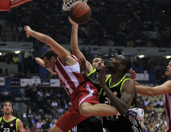 卡尼萨雷斯：库尔图瓦是我心中最佳门将，是我见过的最强门将（卡尼萨雷斯称库尔图瓦为心中最佳：我见过的最强门将）