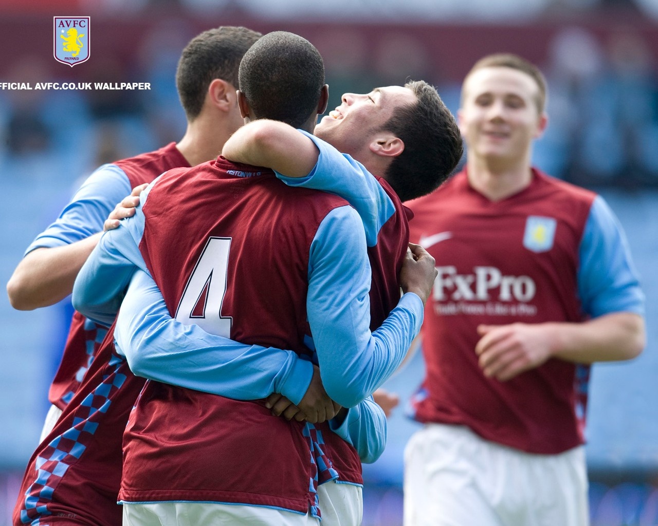 尤文本赛季税前年薪前20：弗拉霍维奇2220万第1，戴维1110万（尤文本季税前年薪TOP20：弗拉霍维奇以2220万领跑，戴维1110万）